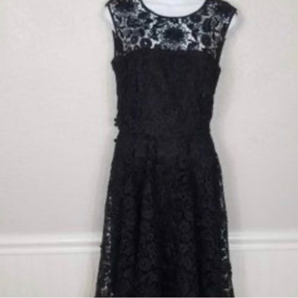 Milly Size 8 Black Lace Overlay Fit and Flare dress size 8 LBD - Picture 2 of 15